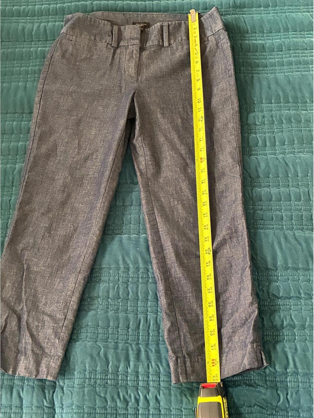 Ann Taylor Factory Gray Cotton Blend Cropped Pants Size 2